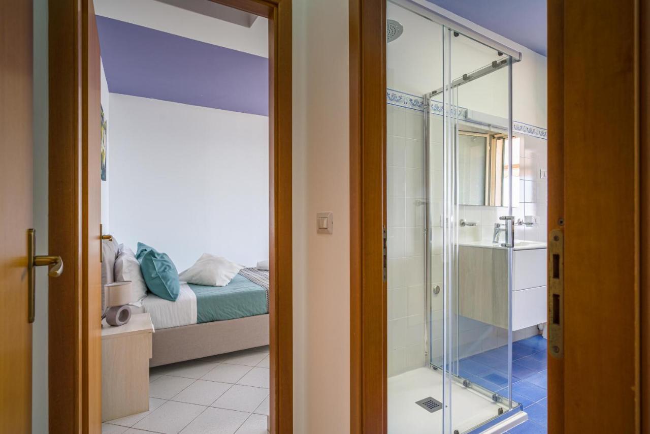 Ferienwohnung Loft Balcone Sul Mare Letojanni Exterior foto